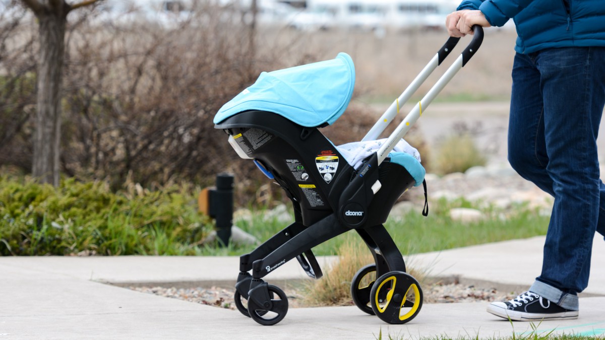 Doona Combo Review (The Doona is an infant car seat that also converts to a self-contained stroller.)