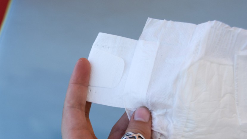 attitude - many online reviewers reported faulty tabs on their attitude diapers...