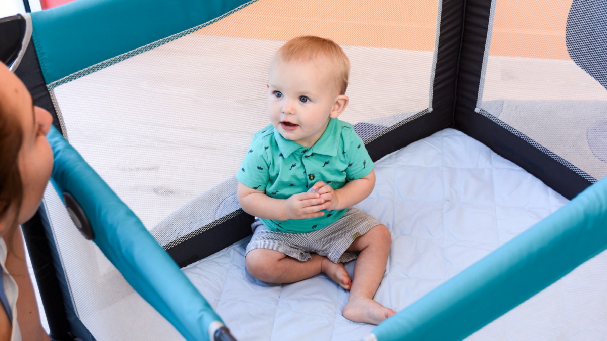 graco pack 'n play on the go travel crib review