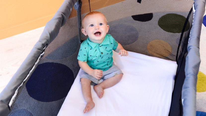 lotus travel crib - the mesh sides and mattress both combine to create a comfortable...