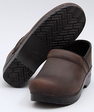dansko women's professional oiled leather clog