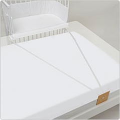 bassinet - this is a drawing depiction of how the babybay attaches to a parents...