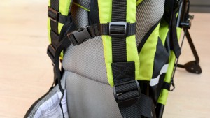 The Kiddy chest clip and buckle are stiff and difficult to squeeze.