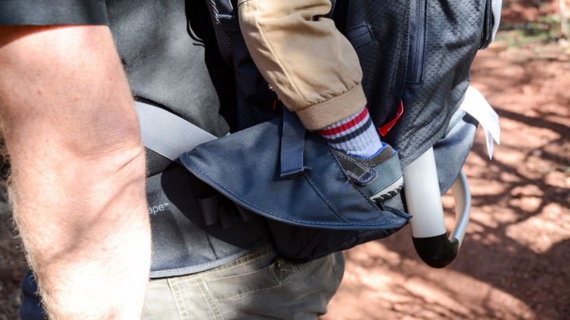 phil and teds escape - the stirrups on the escape are little booties with an elastic back...