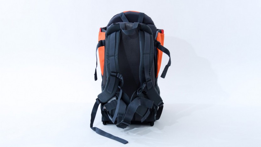 phil and teds parade - the strap and back padding on the parade is similar to a book...