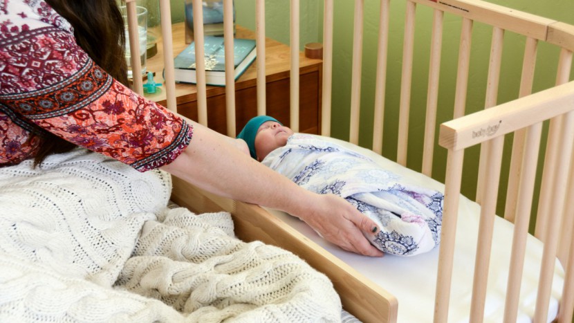 bassinet - the makeup of the side walls, like the wood slats on the babybay, is...