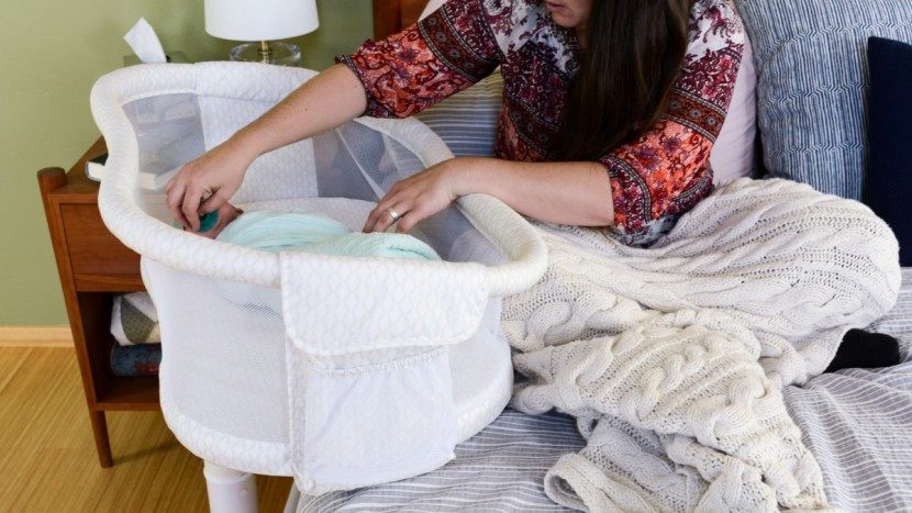 halo bassinest essentia - the halo bassinest essentia is a unique side sleeper that can swivel...