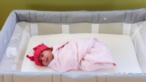 After extensive testing of 10 of the most popular bassinets,  @frostfreelance selected our SNOO Smart Sleeper as the best bassinet  overall