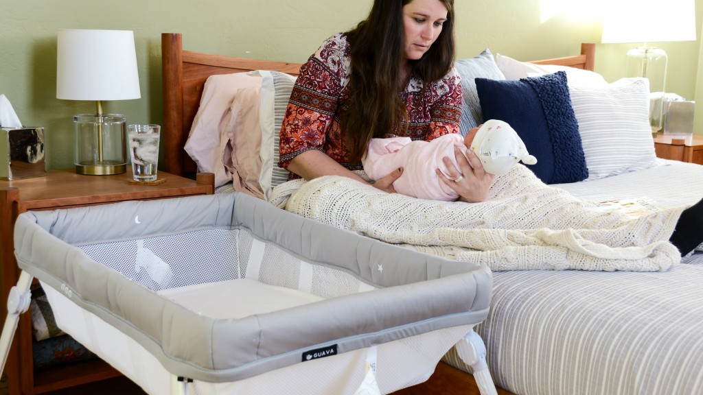 The Best Bassinet for Small Spaces Has These 5 Things – Arm's