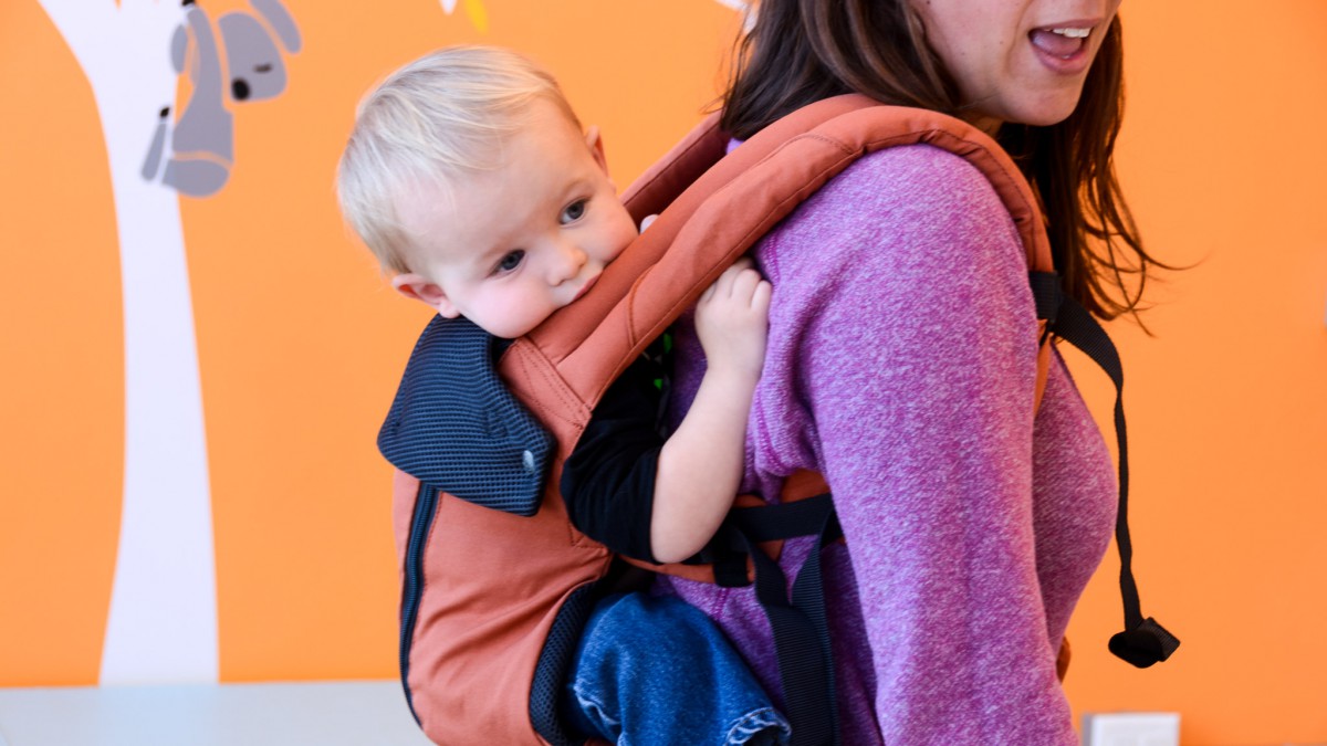 lillebaby complete all seasons baby carrier review