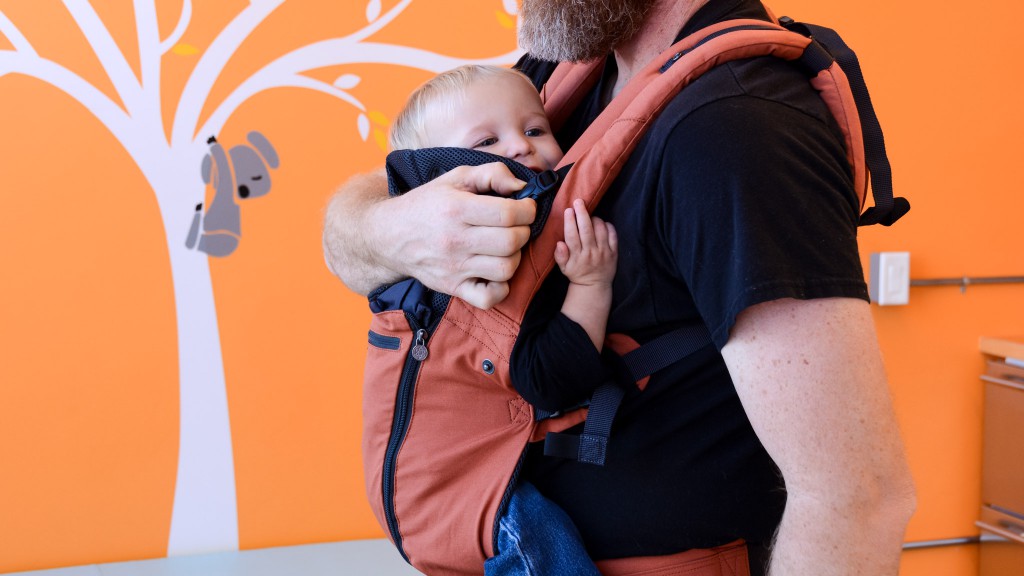 How to Pick The Best Baby Carrier for Dad – LÍLLÉbaby