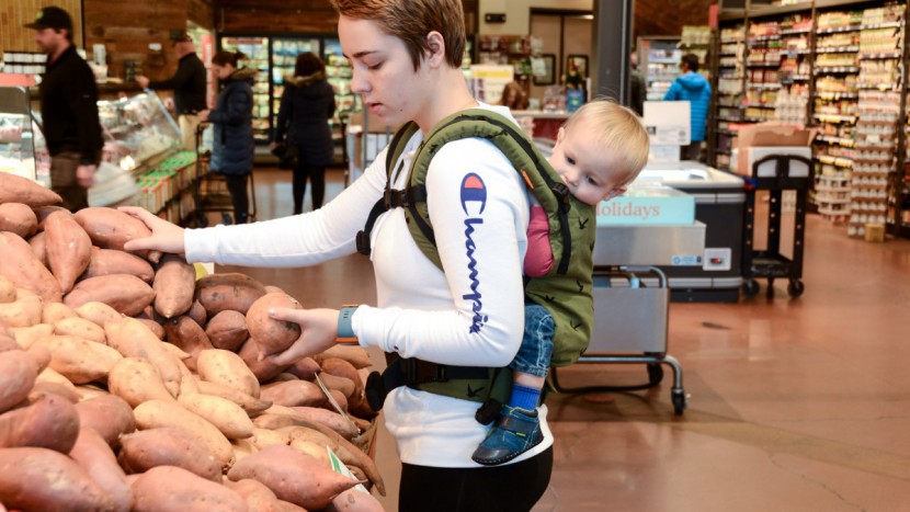 baby carrier - finding a carrier that is cozy for your baby is key to finding a...