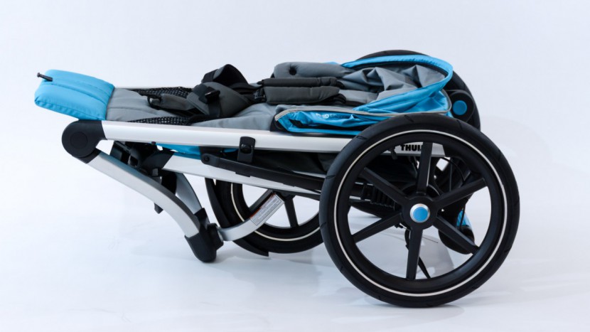 thule urban glide 2 - the new urban glide 2 has a larger fold than the previous version...