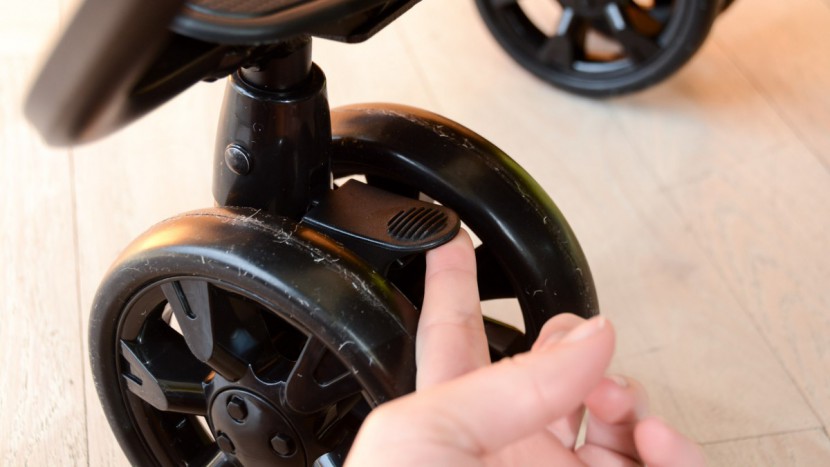 zoe xl2 best v2 - the front swivel wheels on the zoe can be locked in place for easier...