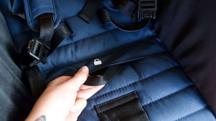 double travel stroller - the zoe folds with the pull of the unlock straps under the seats.