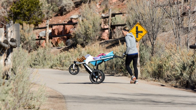 thule urban glide 2 - running with a fixed wheel stroller requires tipping back to turn...