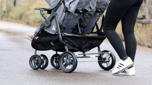 The Joovy Scooter x2 has the two wheels on each front leg design we...