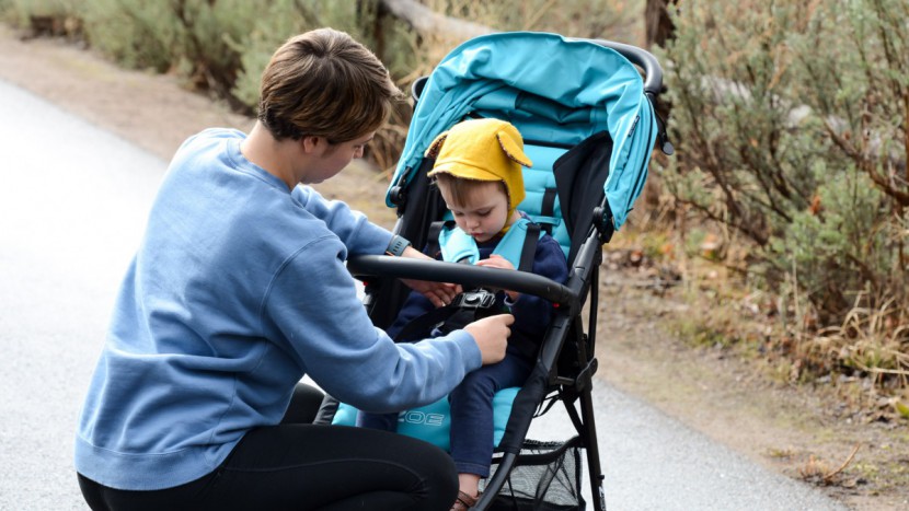the zoe harness is easy to adjust, even with little ones in the seat.
