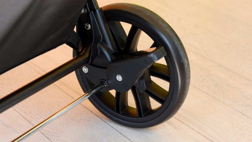 chicco shuttle - the shuttle has two brake pedals that are easy to use, but both must...