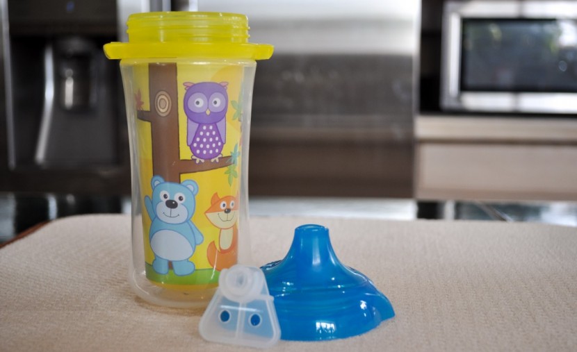 sippy cup - the munchkin click lock has an internal valve inside the lid to...