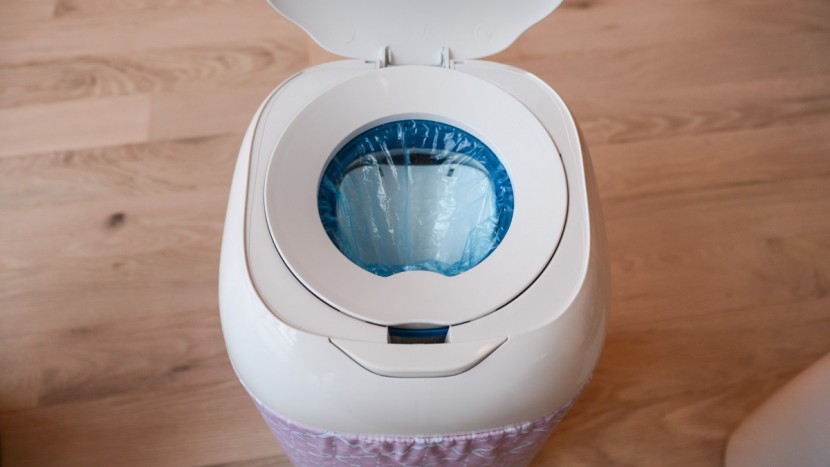 playtex diaper genie expressions - playtex diaper genies all require the purchase of proprietary bags...