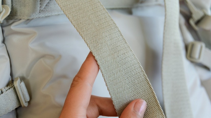 skip hop mainframe wide open - the thin unpadded straps dug into our shoulders.