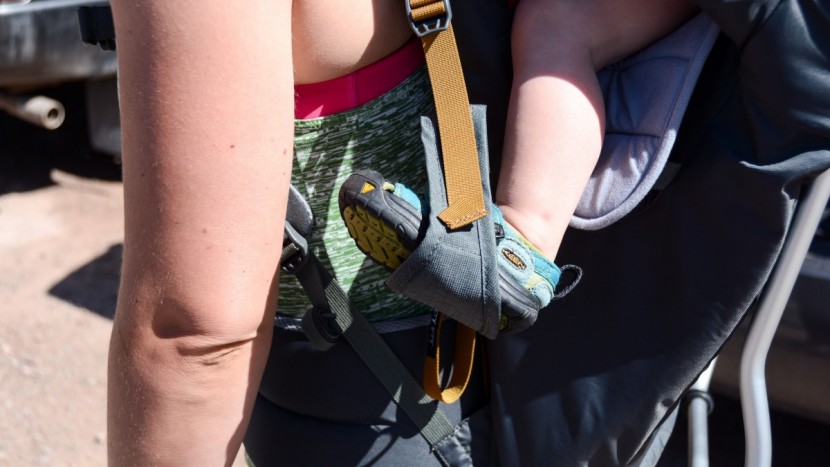 kelty journey perfectfit - this perfectfit has adjustable stirrups to prevent dangling legs...