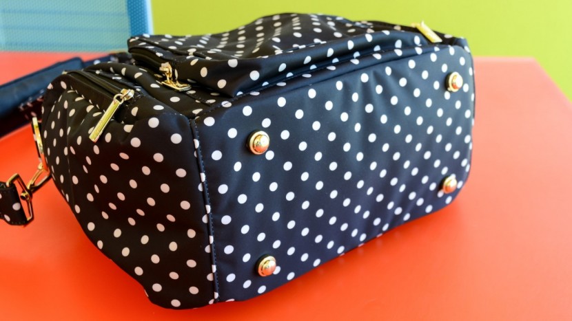 the luggage feet help to keep the material from hitting the floor...