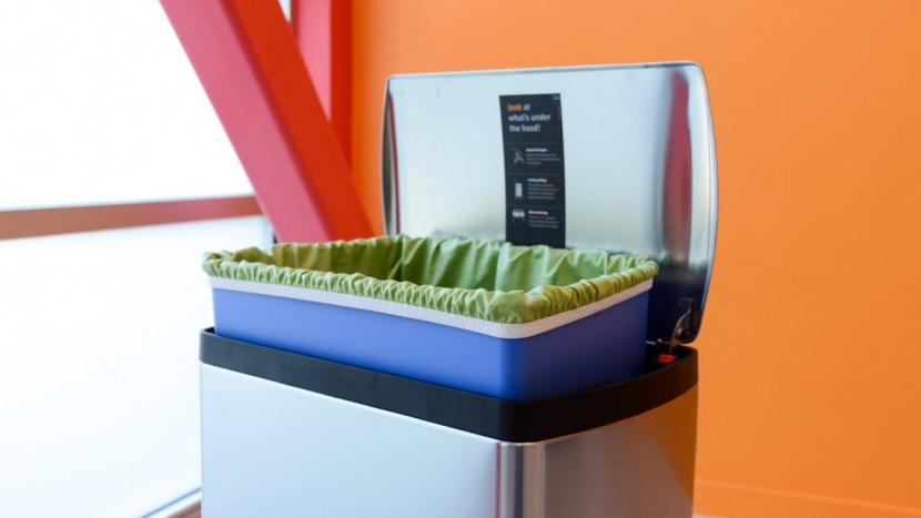 simplehuman 38 liter rectangular step can - the simplehuman can is a top pick for cloth diapers.