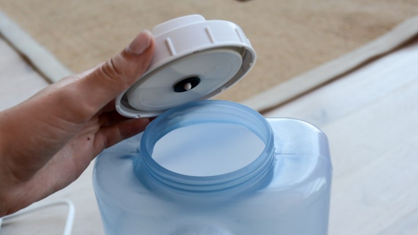 honeywell hcm-350 - the tank opening on the 350 is large enough for easy filling and...