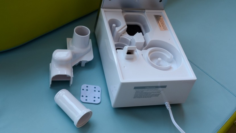 levoit lv600hh - the levoit has more parts and pieces than the competition making it...