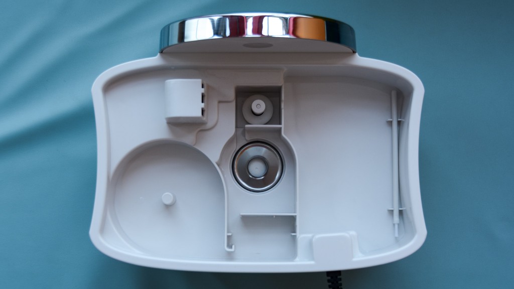 pureguardian h1250 - the pureguardian has some smaller spaces near the float that could...