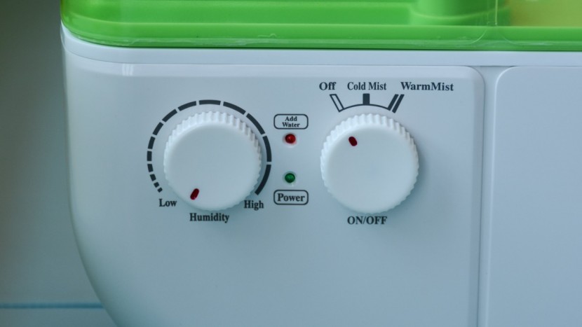 sunpentown su-4010 - the sunpentown has two rotating dials making it an intuitive user...