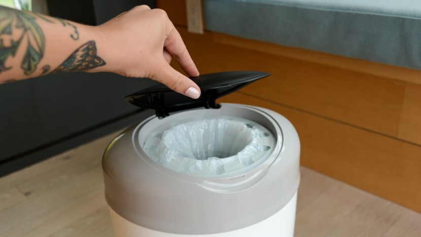 tommee tippee simplee - the compact nature of the simplee works well in tight spaces.