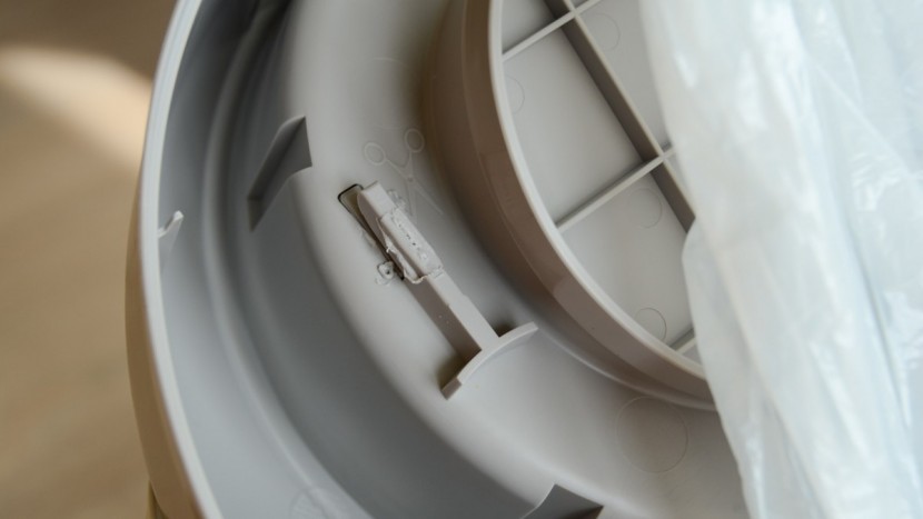 tommee tippee simplee - the blade on the tommee tippee simplee was dull and hard to use.