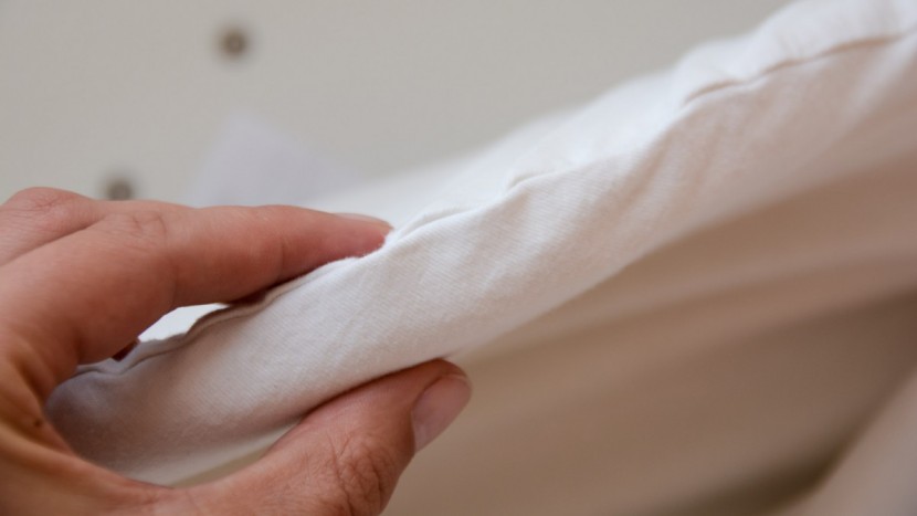 snoo smart sleeper - the sleep surface adheres to the astm standard that requires...