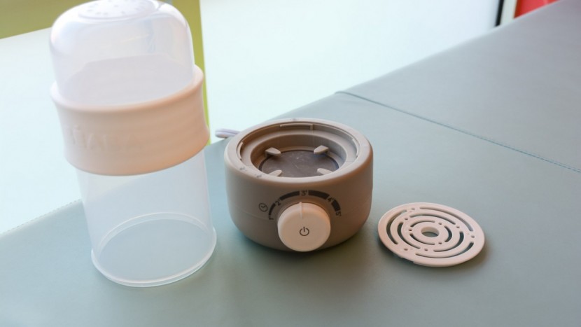beaba babymilk - the babymilk is easy to take apart to clean, but the descaling...