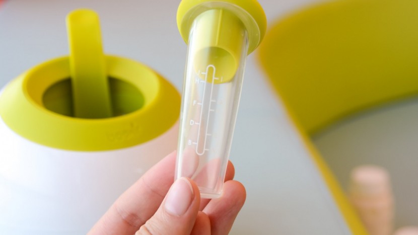 the water vial for the orb has white line markings that are hard to...