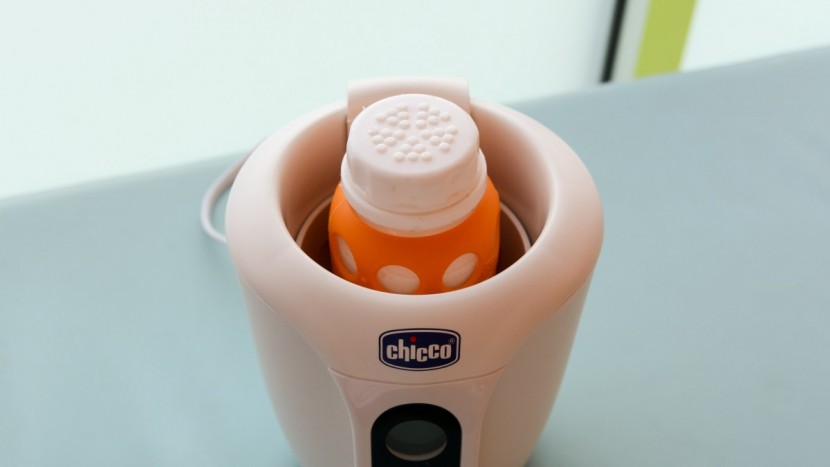 chicco naturalfit digital - the digital has a faster warming time than the non-digital version...