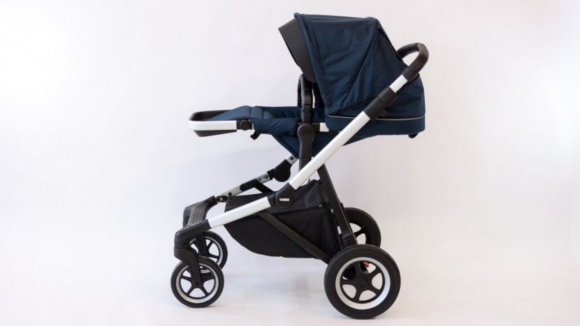 thule sleek - the seat on the sleek can lay flat for smaller infants or sleeping.