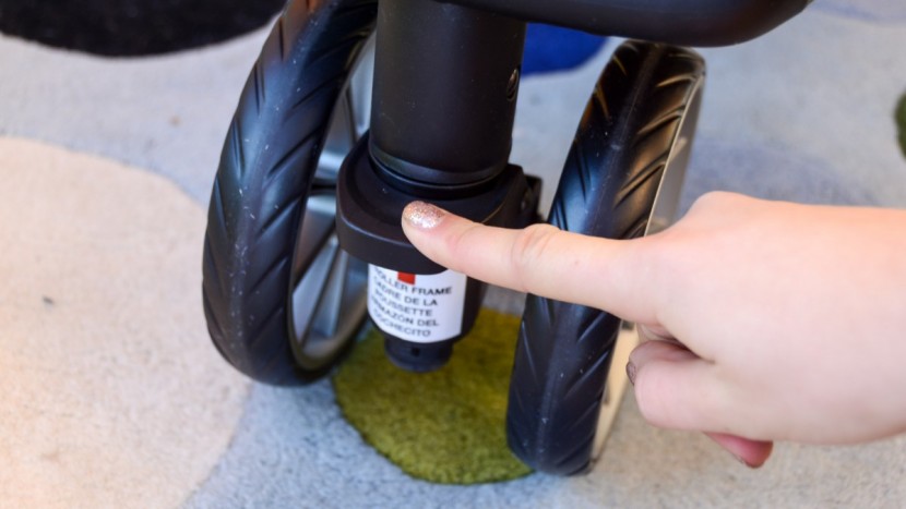 the b-lively dual front wheel design makes it challenging to move...