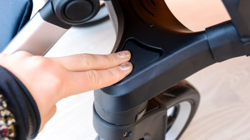 the front wheels on the sleek can be locked in place with the press...