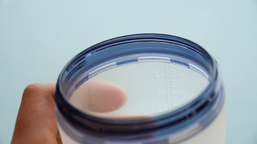 comotomo - the bottle&#039;s rim has a plastic ring that provides structure to the...