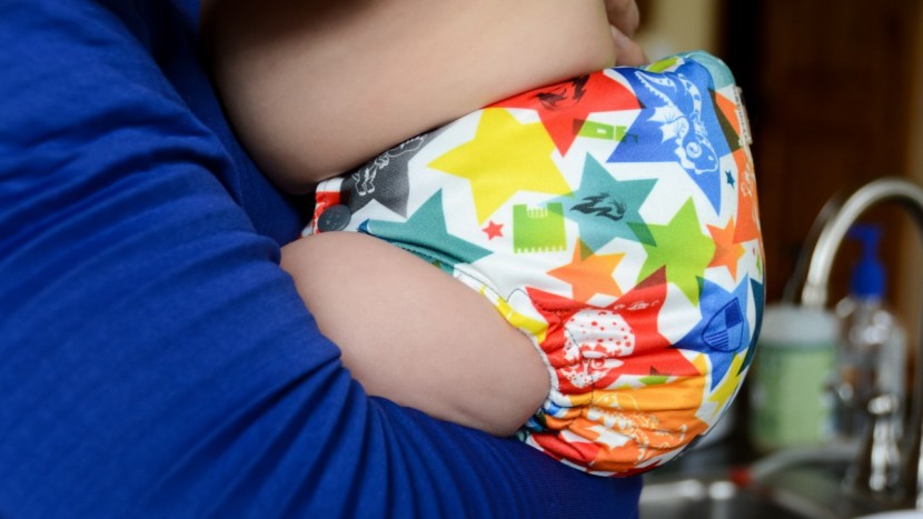 the rumparooz is designed to fit babies up to 40 lbs. it's durable...