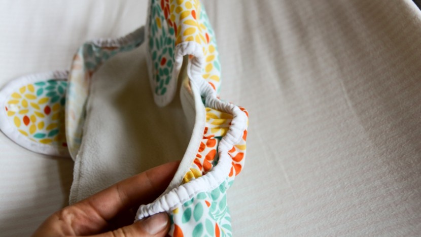the double gusset helps keep big messes inside the diaper.
