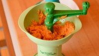 Green Sprouts Fresh Baby Food Mill Review