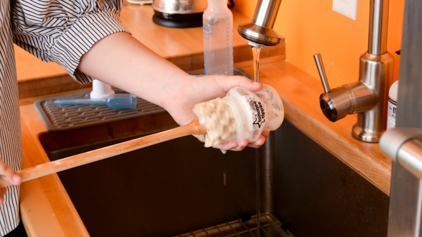 baby bottle brush - the redecker beechwood brush is made with a beechwood handle and...