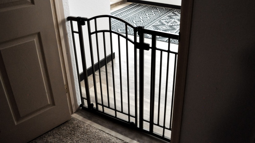 baby gate - the summer infant extra tall walk-thru gate is a nice looking gate...