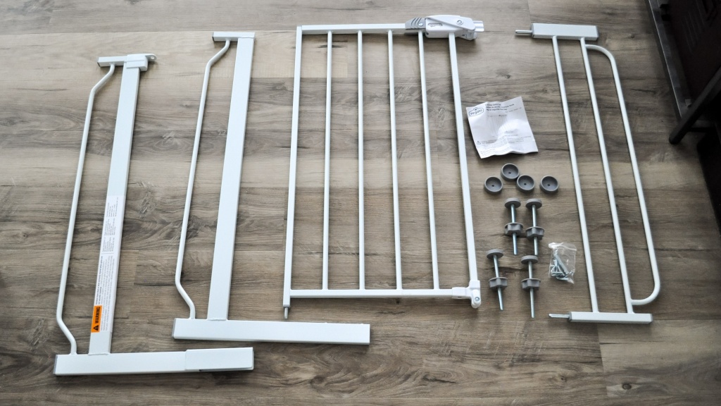 baby gate - the regalo is the only traditional gate in the review to come in...