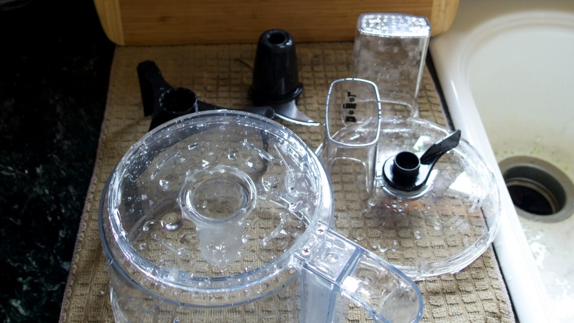 hamilton beach food processor - we recommend handwashing plastic to prolong the product&#039;s longevity.